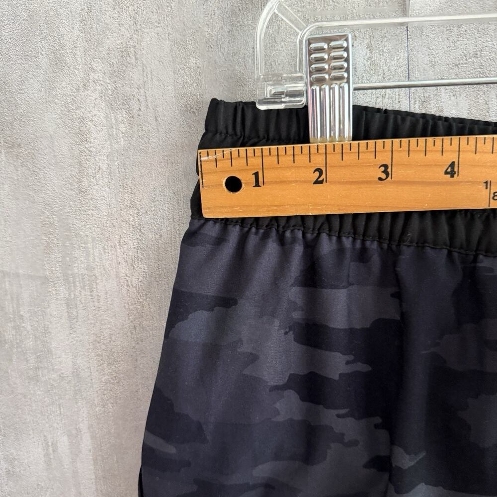 Vuori Clementine Shorts Womens Sz L Black Camo 3” Lined Athletic Running Gym - Picture 8 of 14